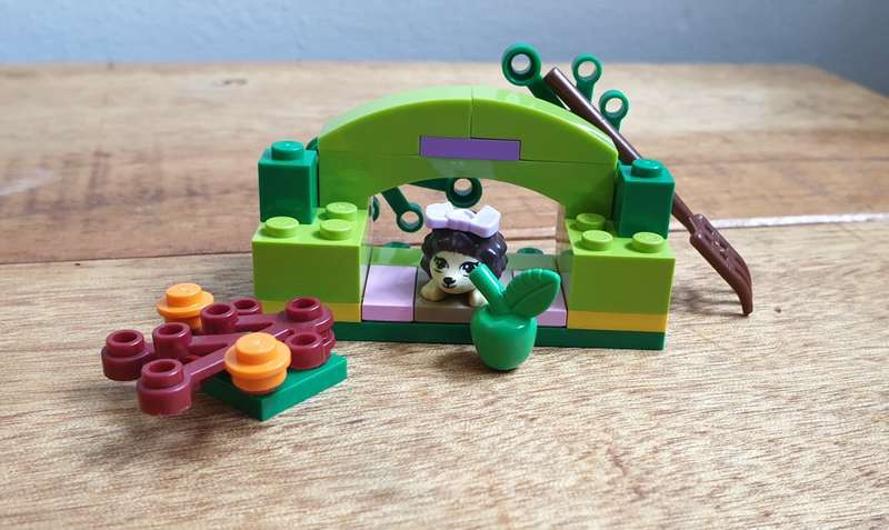 LEGO Hedgehog`s Hideaway